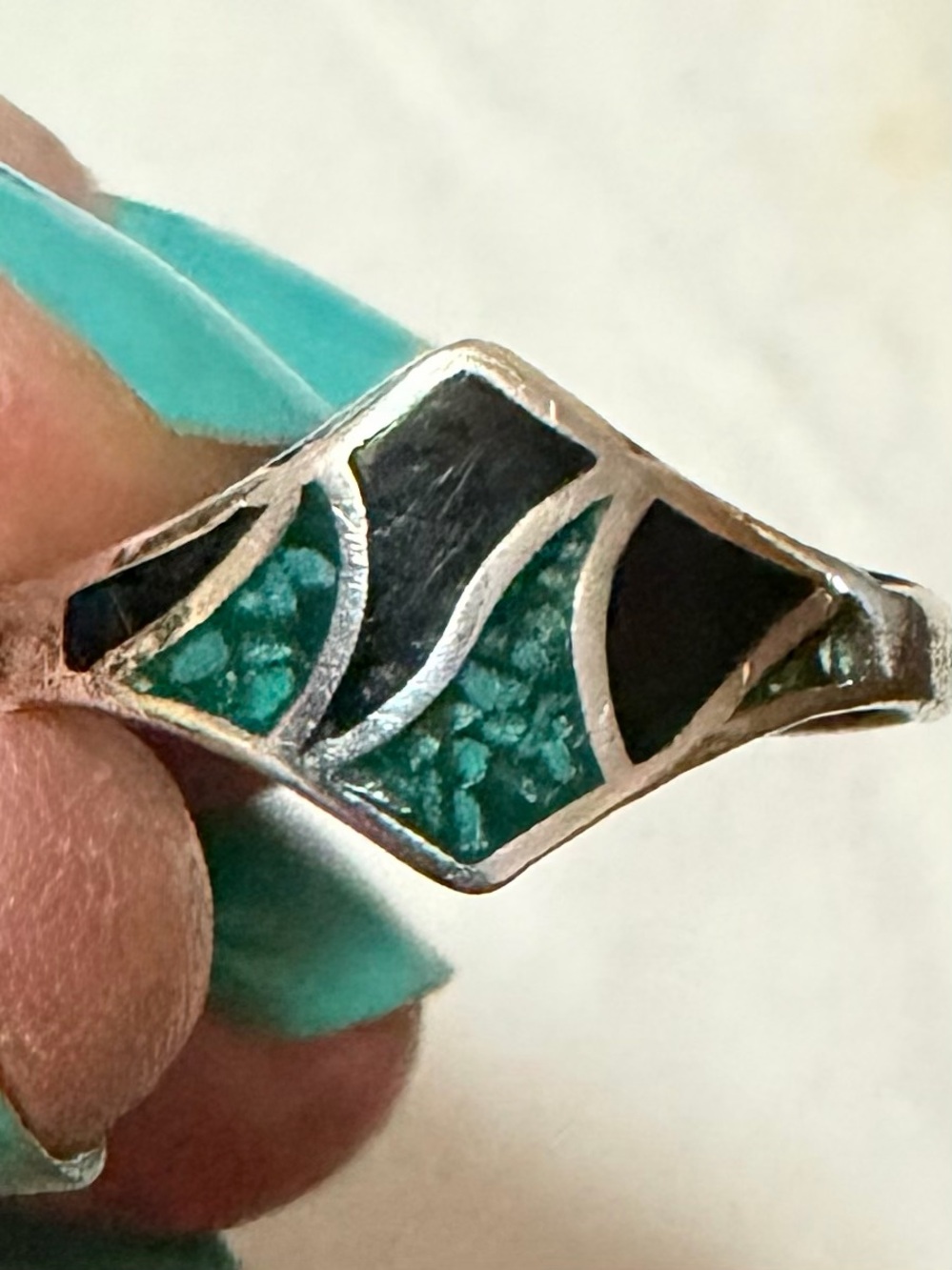 Sterling Silver Green Inlay Chevron Ring Size 7